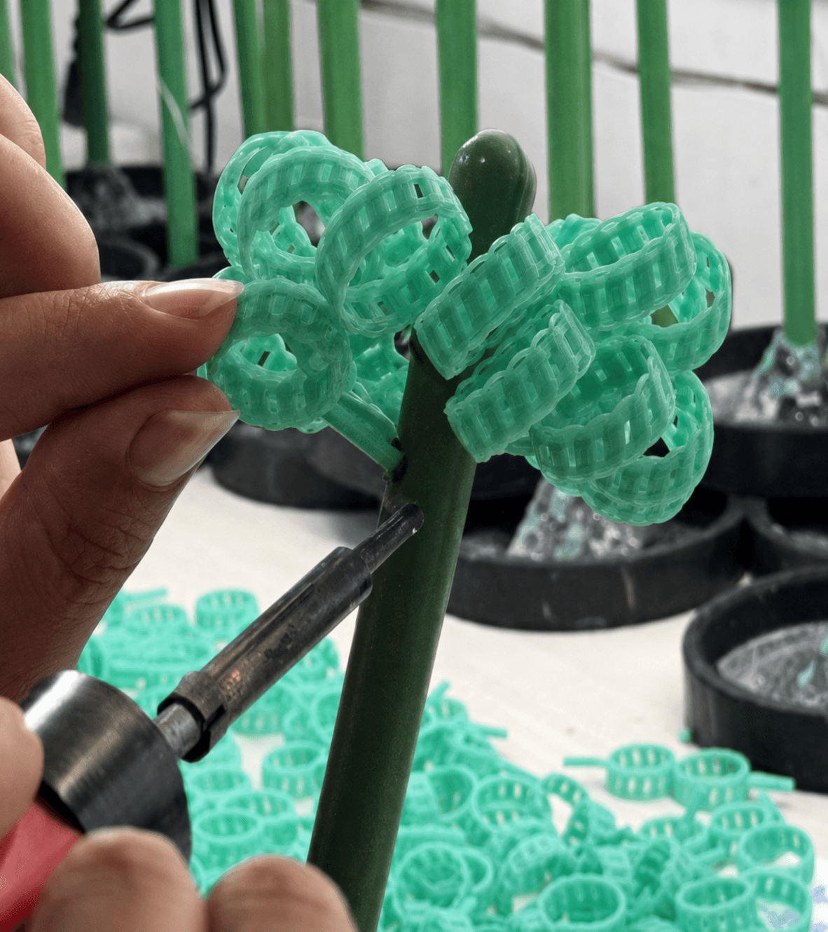 Jewelry wax tree assembly for OEM jewelry production